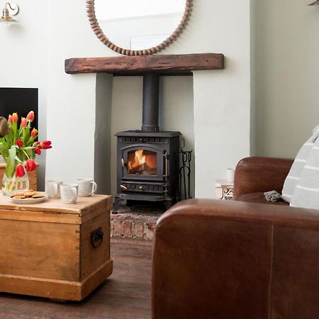 Driftwood Cottage By Coast & Country Stays Seahouses Exterior photo